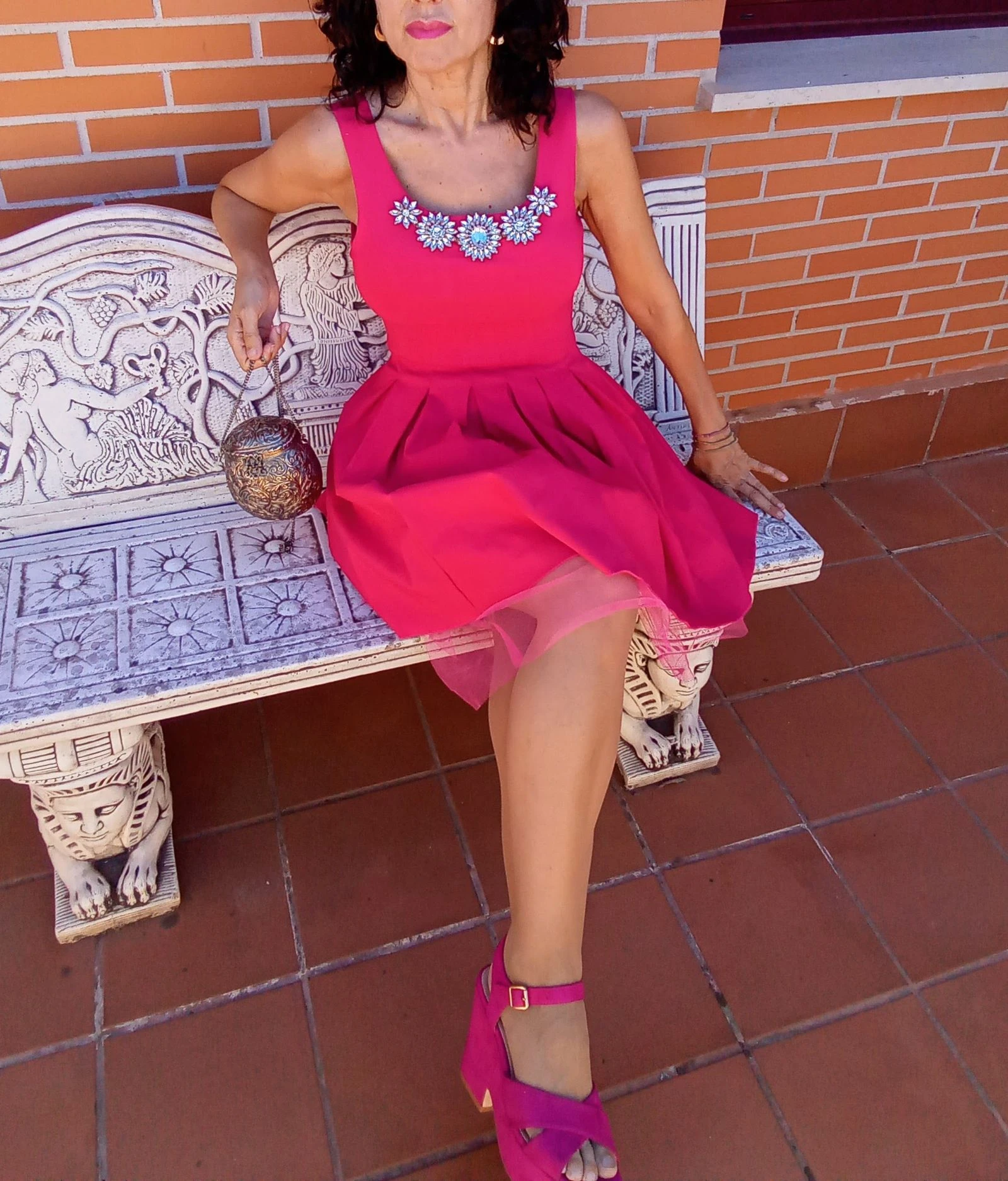 Short dress for summer events – photo 15